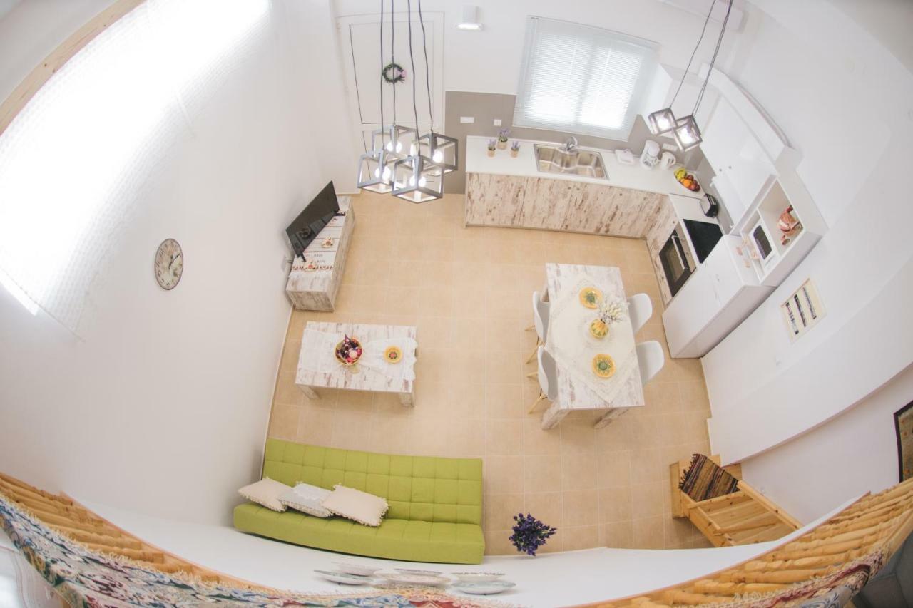 La Casa De Tsampika * Koskinou (Rhodes)